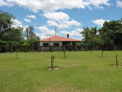 Bungalow auf 5 Hektar in Yataity