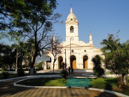 Die große neue Kirche in Villarrica